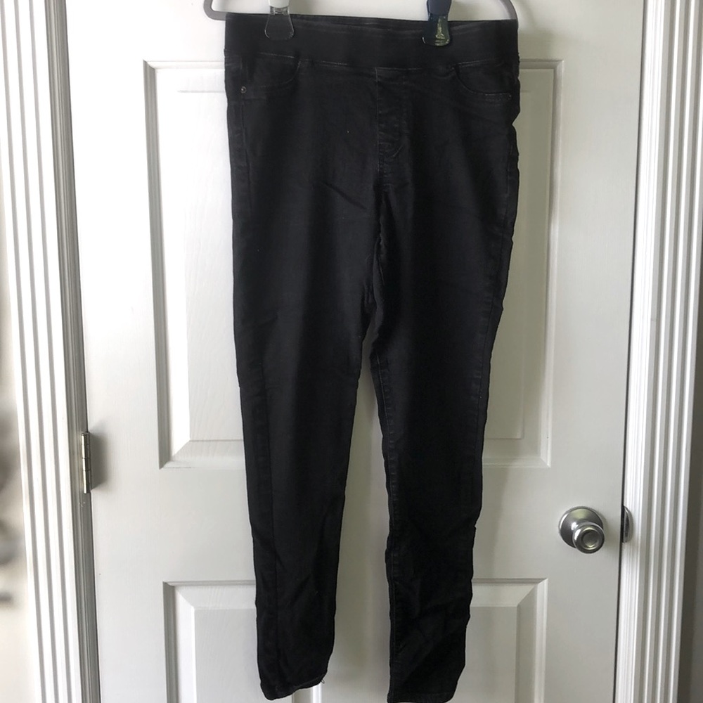 Old Navy Elastic Skinny Jeans
